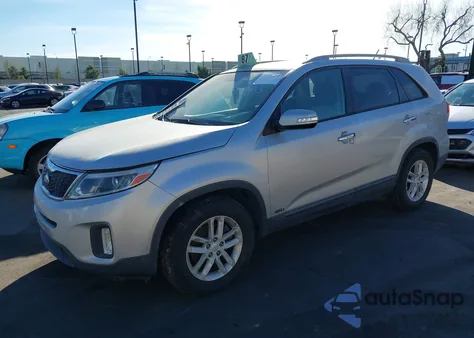 2014 Kia Sorento Lx z USA, uszkodzony, nr VIN 5XYKTCA67EG465039
